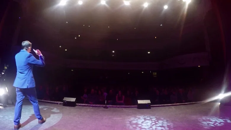 Jonathan Pie: Live at the Shepherds Bush Empire screenshot 2