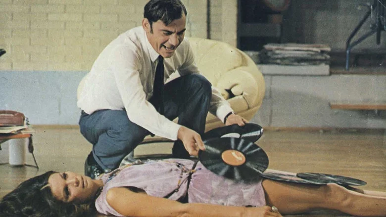 Investigation of a Citizen Above Suspicion screenshot 7