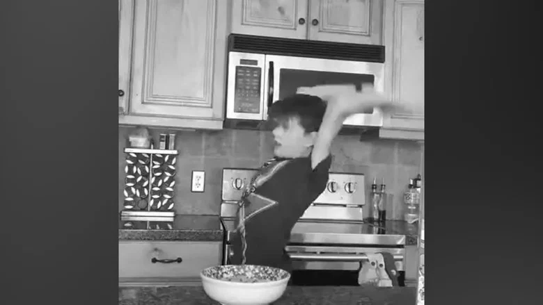 How to Eat a Bowl of Cereal screenshot 1