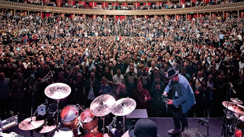In the Court of the Crimson King: King Crimson at 50 screenshot 3