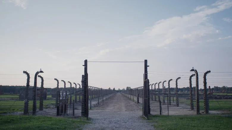 The Presidents' Tailor - From Auschwitz to the White House screenshot 1