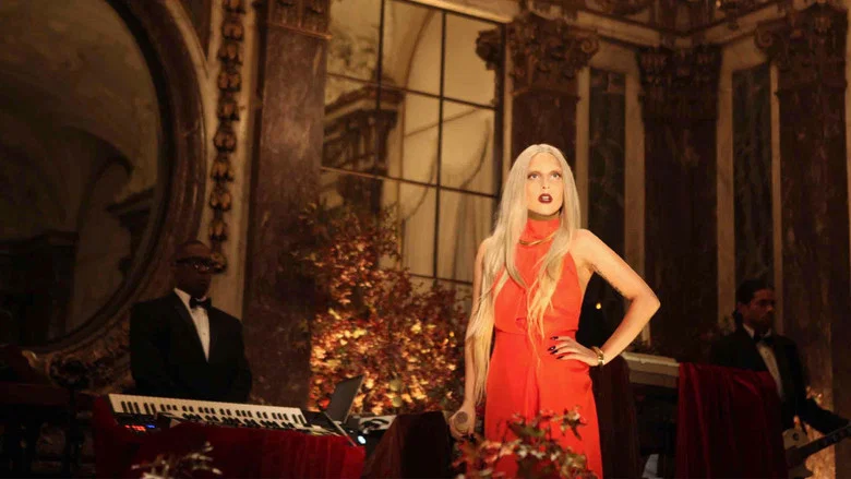 A Very Gaga Thanksgiving screenshot 2