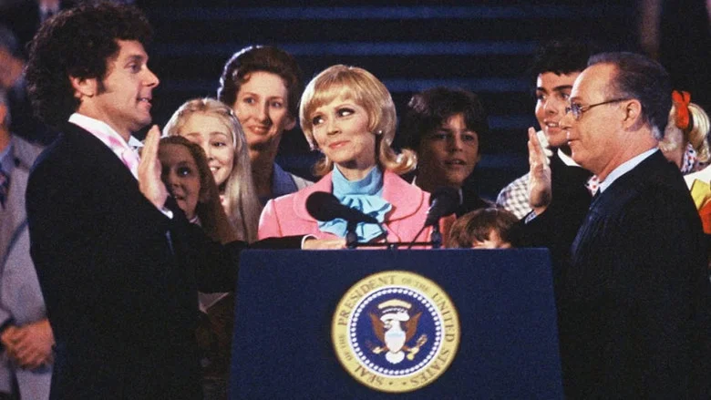 The Brady Bunch in the White House screenshot 1