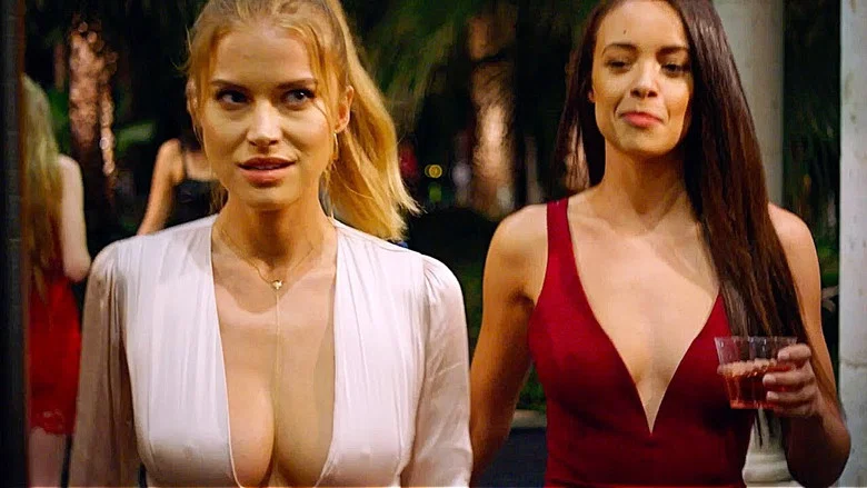 The Row screenshot 5