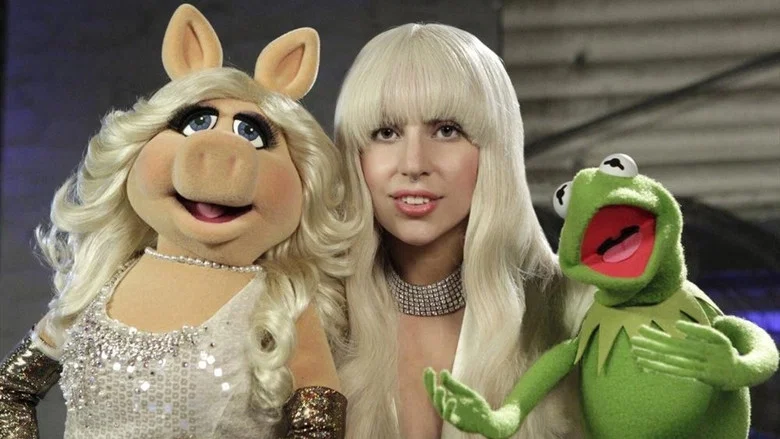 Lady Gaga & the Muppets Holiday Spectacular screenshot 2