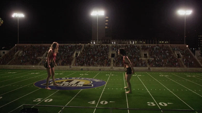 Attack of the 50 Foot Cheerleader screenshot 2