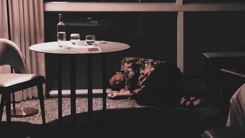 November. screenshot 3