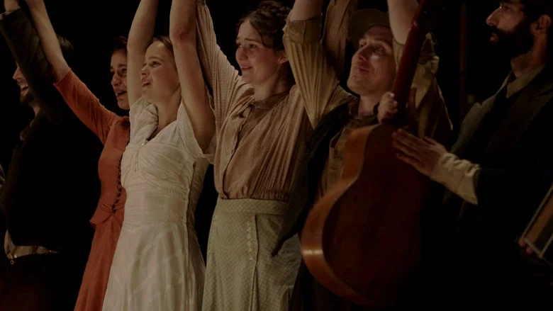 Love Gets a Room screenshot 5