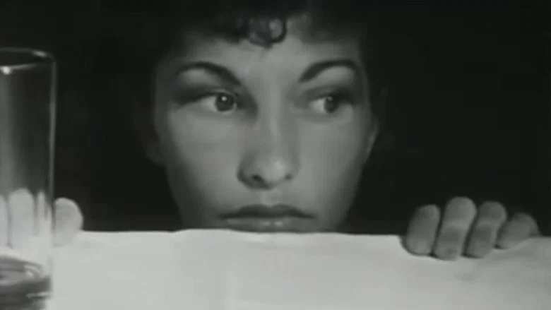 At Land screenshot 6