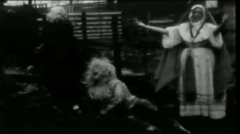 Mondo Trasho screenshot 4
