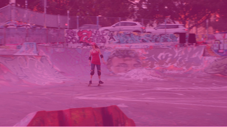 Girls and Boxes screenshot 1