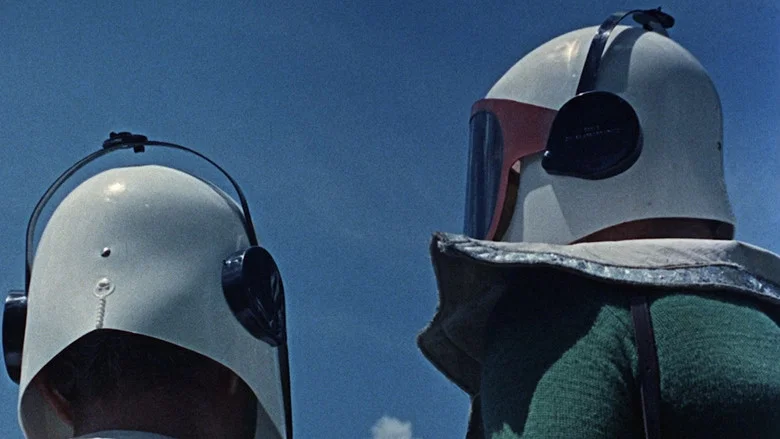 Nude on the Moon screenshot 6