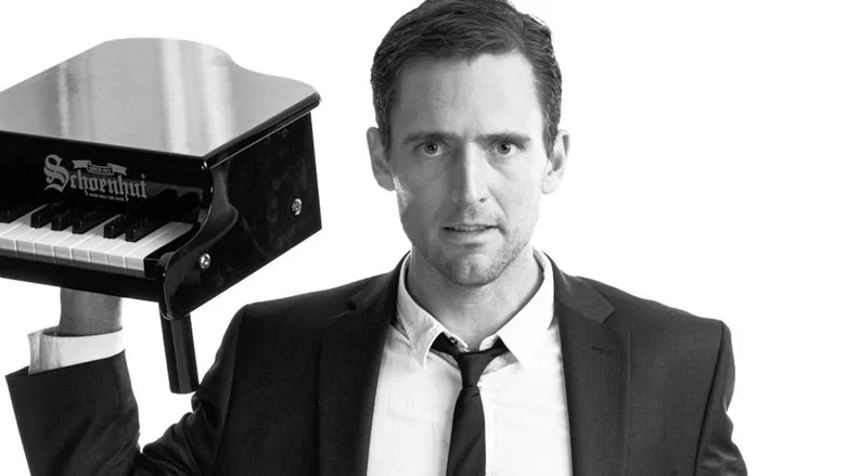 Owen Benjamin: Huge Pianist screenshot 2