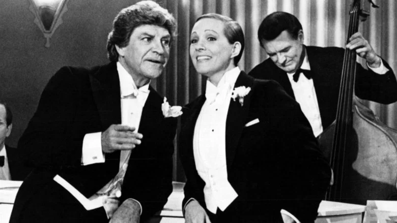 Victor/Victoria screenshot 3