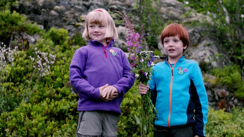 Casper and Emma Go Hiking screenshot 6