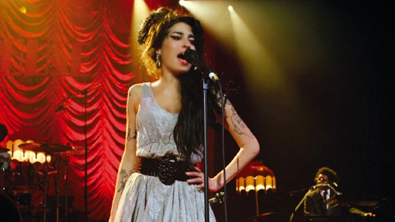 Amy Winehouse: I Told You I Was Trouble - Live In London screenshot 5