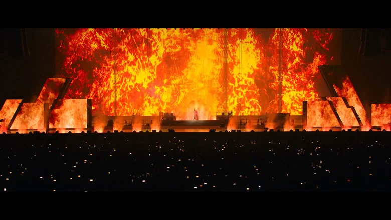 Mylène Farmer: 2019 - Le Film screenshot 6