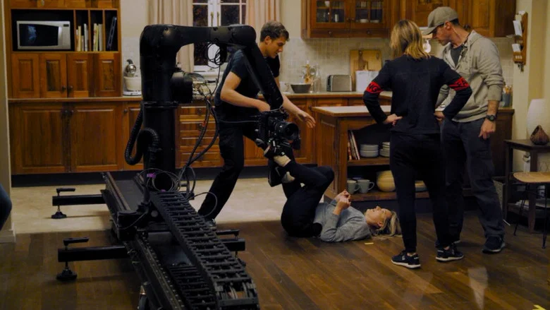 Director’s Journal: Making The Invisible Man screenshot 1