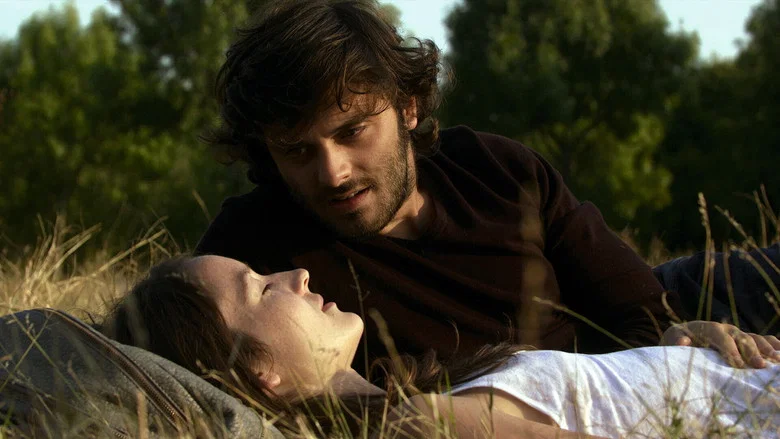 Living on Love Alone screenshot 3