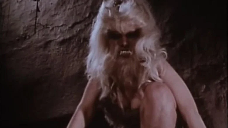 Santo vs. the She-Wolves screenshot 1