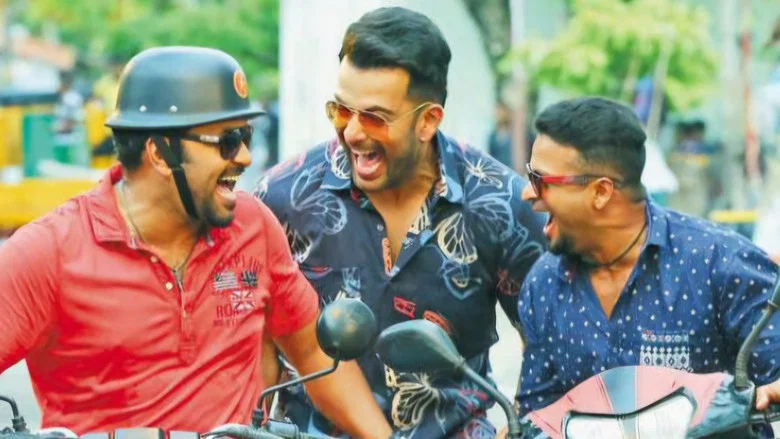 Amar Akbar Anthony screenshot 1