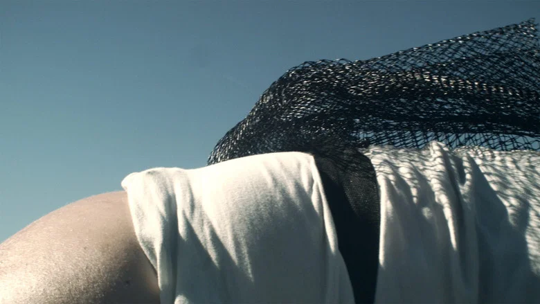 Tattooed on Our Eyes We Carry the Aftertaste screenshot 3