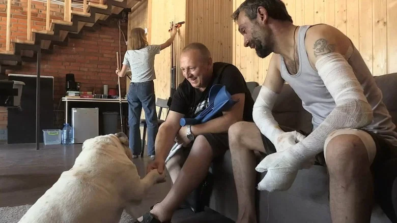 Dogs and War: What I saw in Ukraine screenshot 4