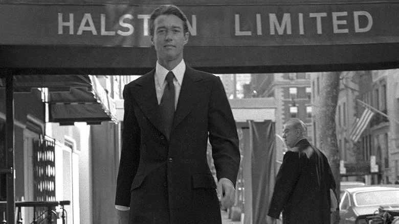 Halston screenshot 3