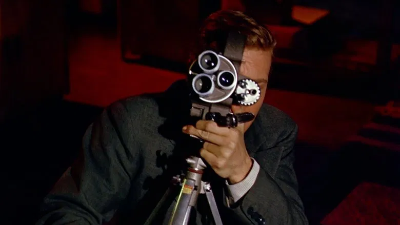 Peeping Tom screenshot 1