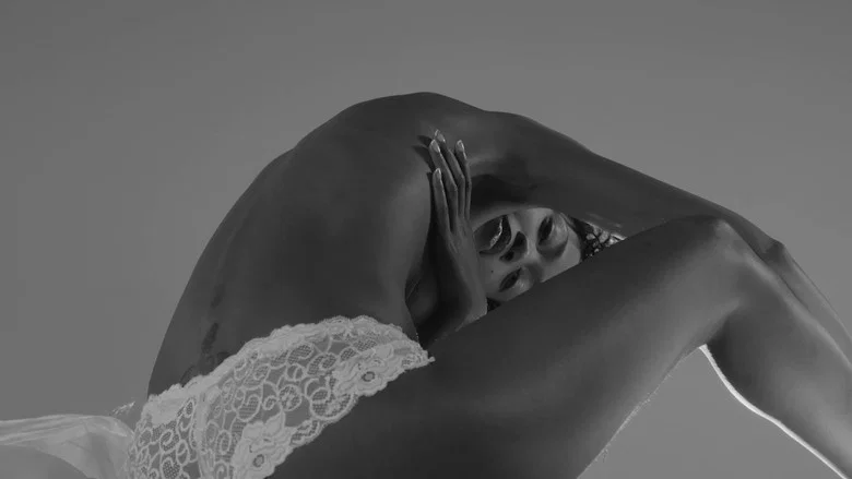 Naked Reality screenshot 2