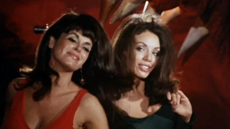 Girl in Gold Boots screenshot 4