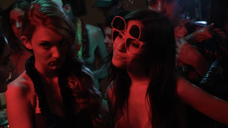 Return to Nuke 'Em High Volume 1 screenshot 2