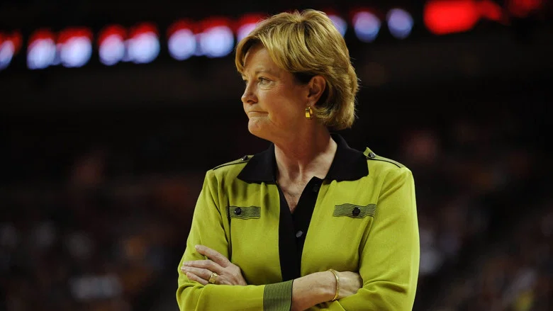 Breaking Glass: The Pat Summitt Story screenshot 1