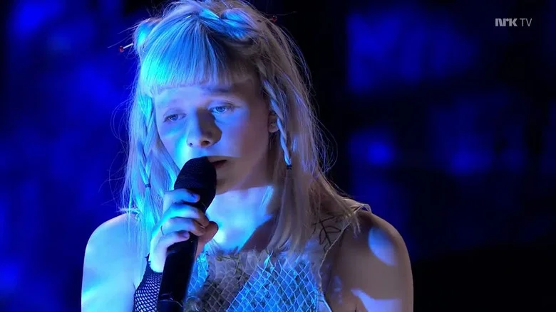 AURORA - Live in Nidarosdomen screenshot 8