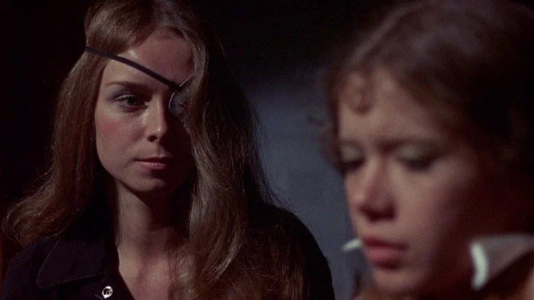 Switchblade Sisters screenshot 4