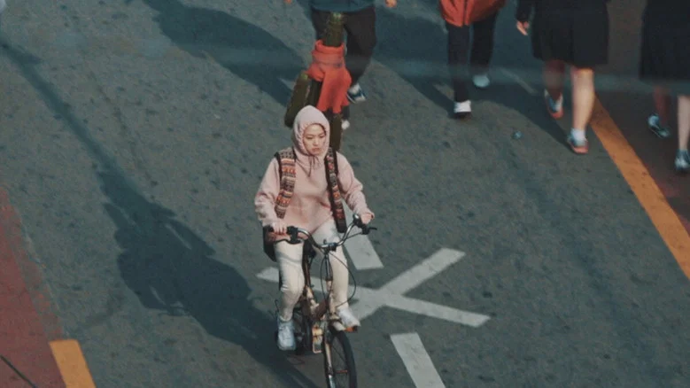 Girls on Top screenshot 1