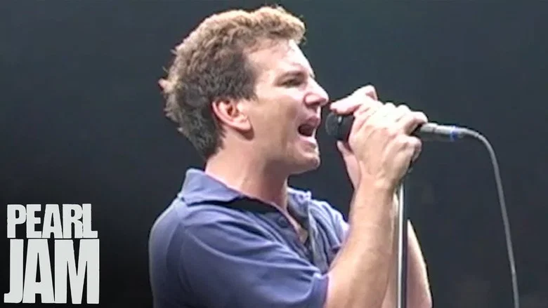 Pearl Jam: Live at the Garden screenshot 1
