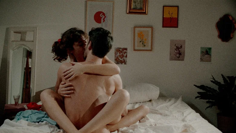 All Eyes Off Me screenshot 1