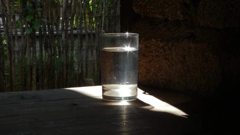 Floating in the River of Time screenshot 1