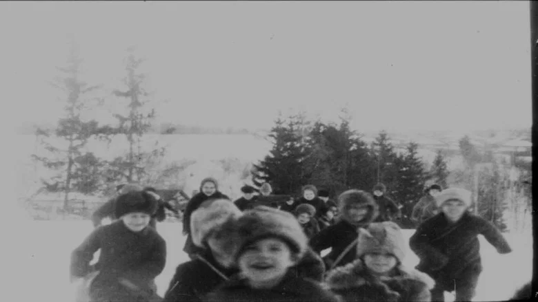 Kino-Pravda No. 23: Radio Pravda screenshot 1