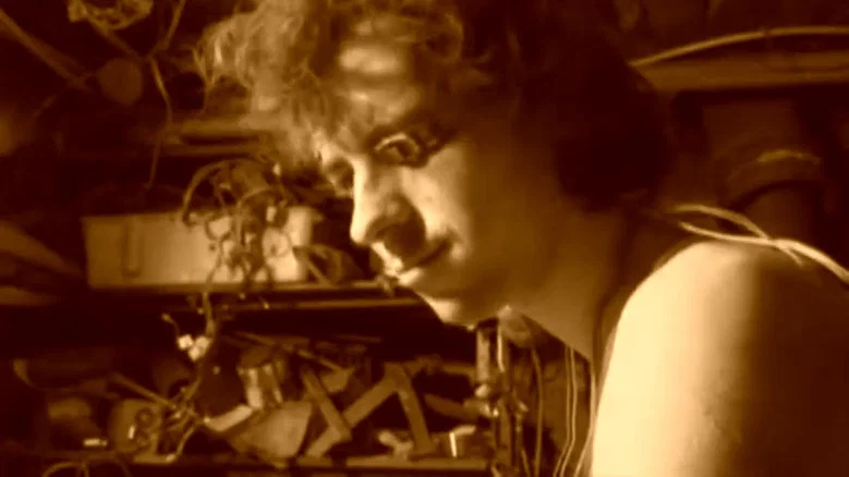 Roland and Flagg screenshot 1
