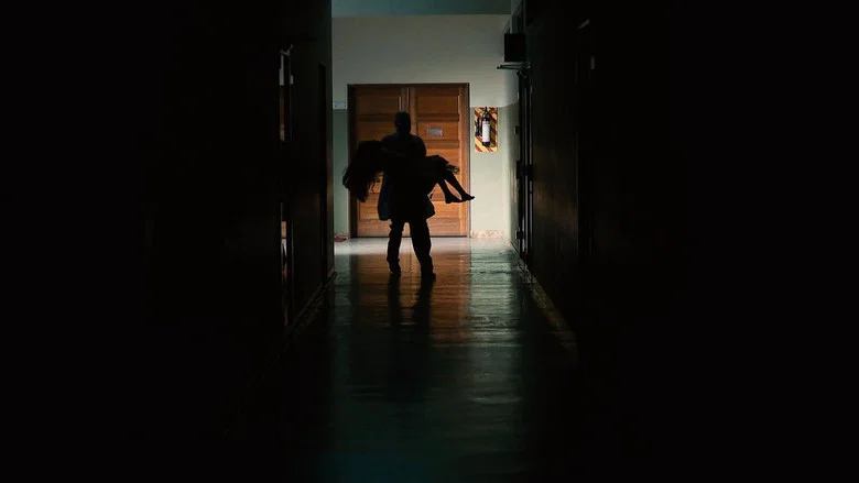 Dark in the White Light screenshot 1