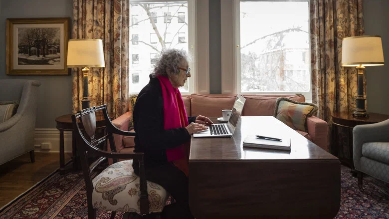 Margaret Atwood: A Word After a Word After a Word Is Power screenshot 8