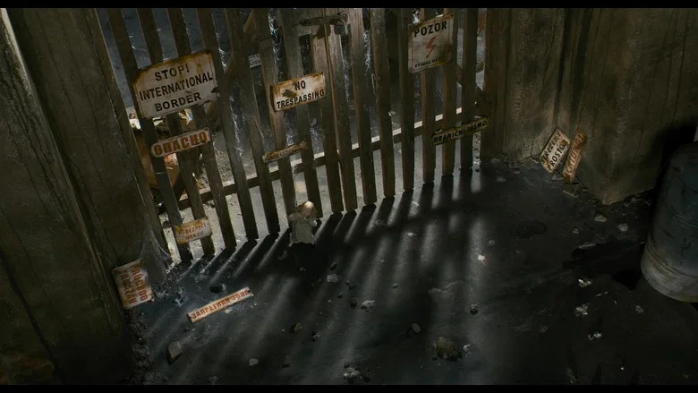 Toys in the Attic screenshot 1