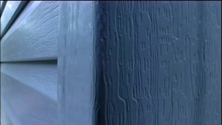 Blue Vinyl screenshot 1
