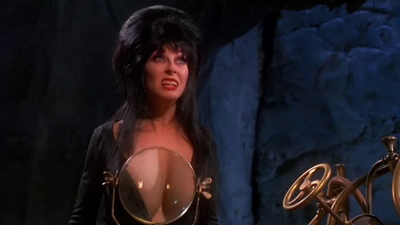 Elvira's Haunted Hills screenshot 5