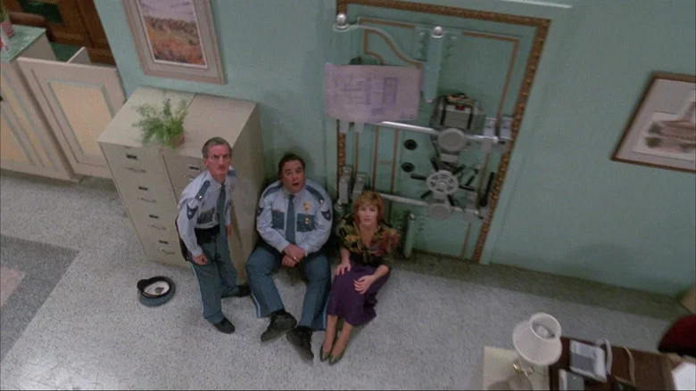 Ernest Goes to Jail screenshot 8