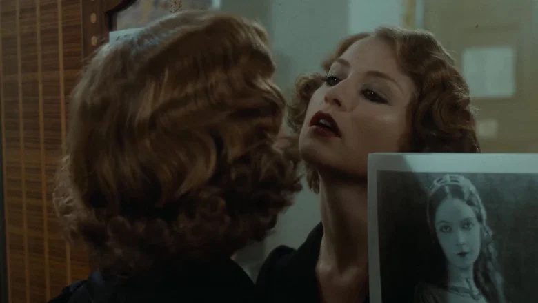 Violette Nozière screenshot 4