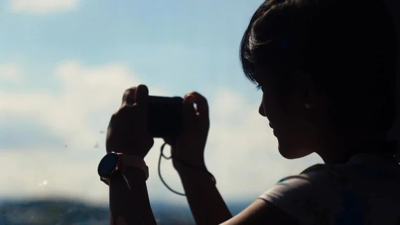 Life Ahead of Her screenshot 1